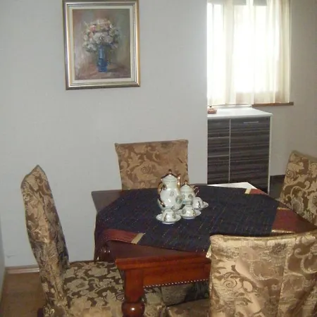 Apartment Dimas *