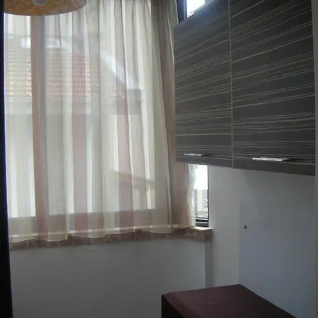 Dimas Apartment *